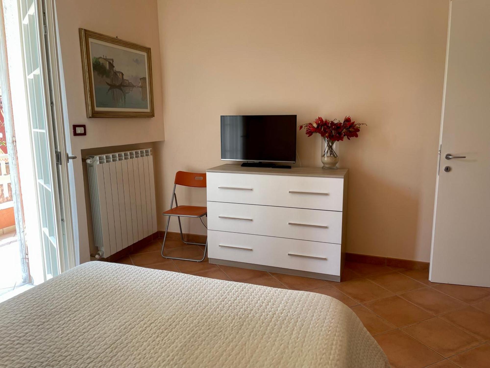 Sirmione Apartment Екстериор снимка